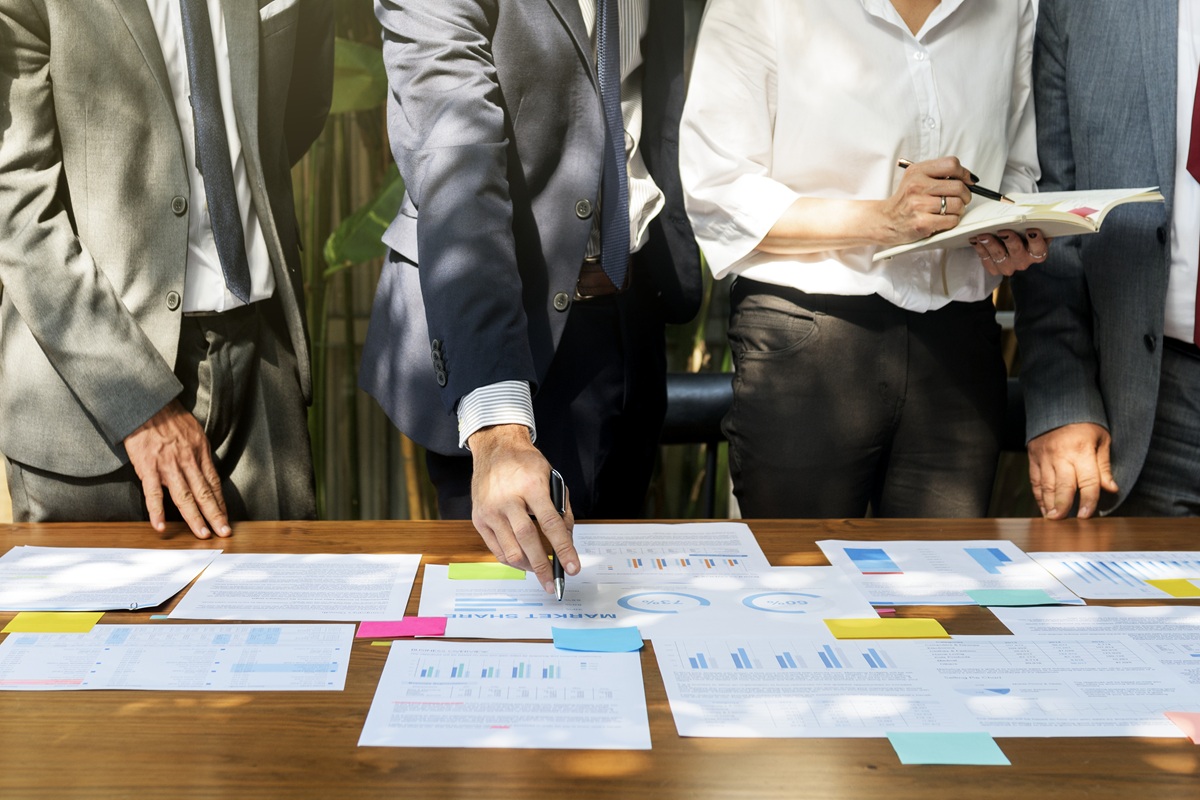 Which Businesses are Fractional Leadership Best Suited For - Business Doing Strategic Project