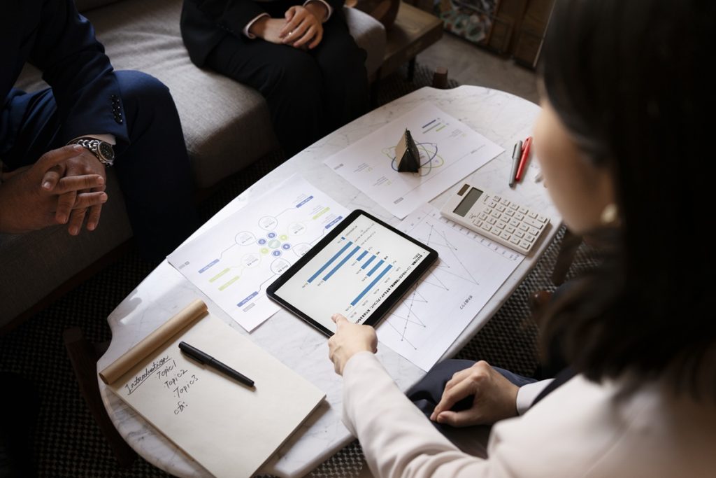 What Can Sales Training Programs Teach